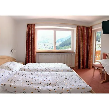 Hotel Garni Martlhof 2*